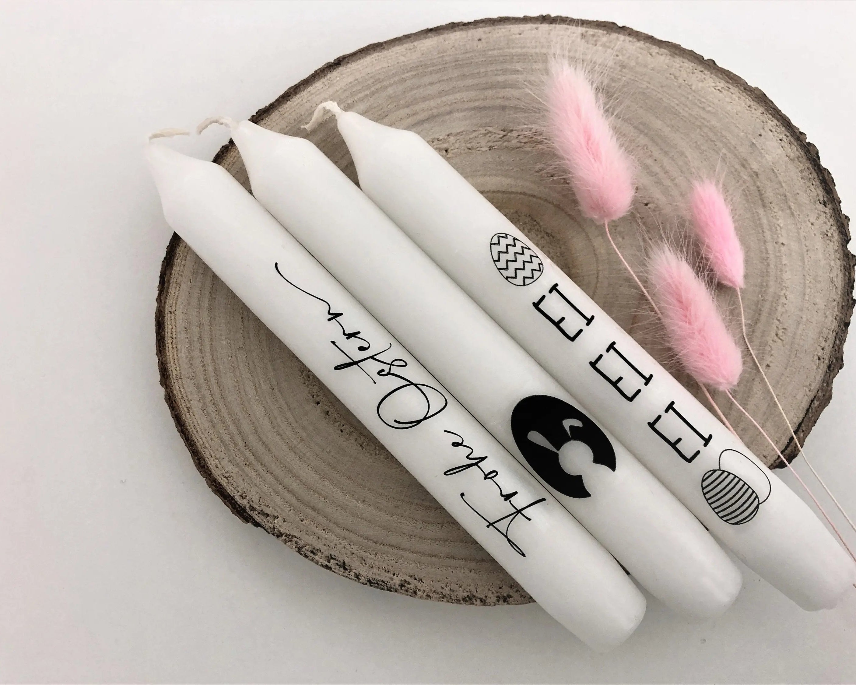 Oster Kerzen mit Botschaft | zwei Stabkerzen | schwarz weiß | Geschenk Set | Frohe Ostern | Some bunny loves you Roo's Gift Shop