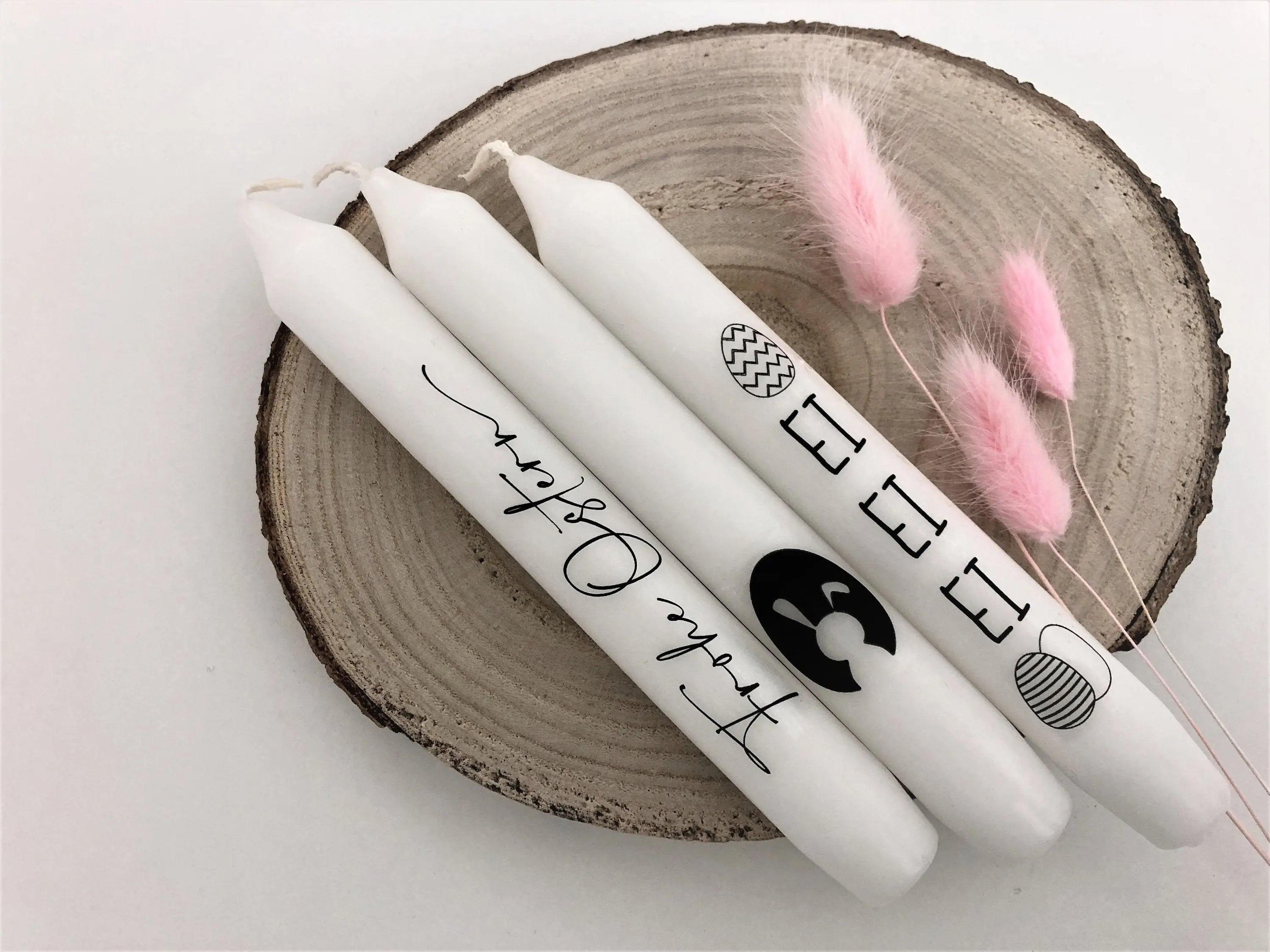 Oster Kerzen mit Botschaft | zwei Stabkerzen | schwarz weiß | Geschenk Set | Frohe Ostern | Some bunny loves you Roo's Gift Shop