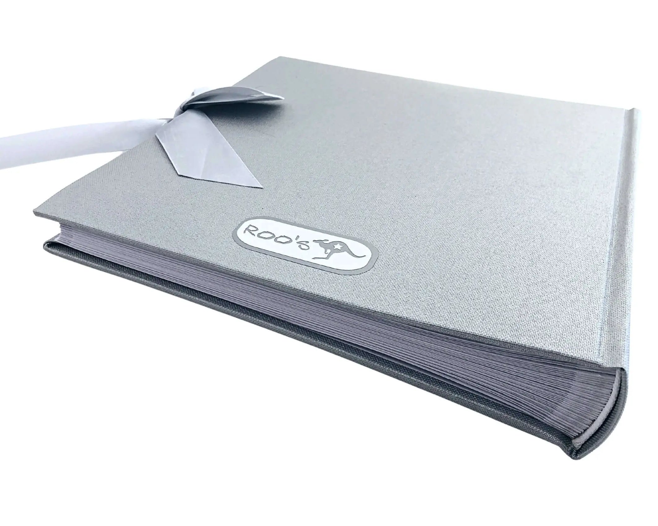 Baby Album | personalisierbar | silbernes Fotoalbum mit dem Namen des Babys | Schleife