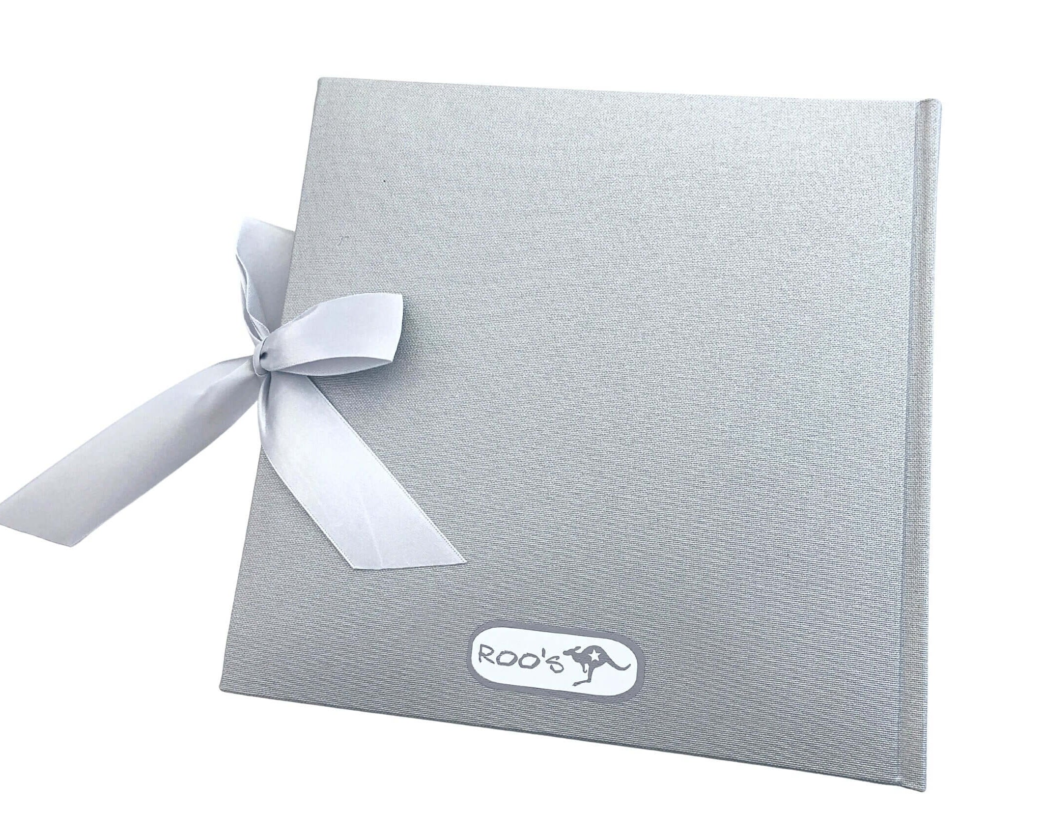 Baby Album | personalisierbar | silbernes Fotoalbum mit dem Namen des Babys | Schleife