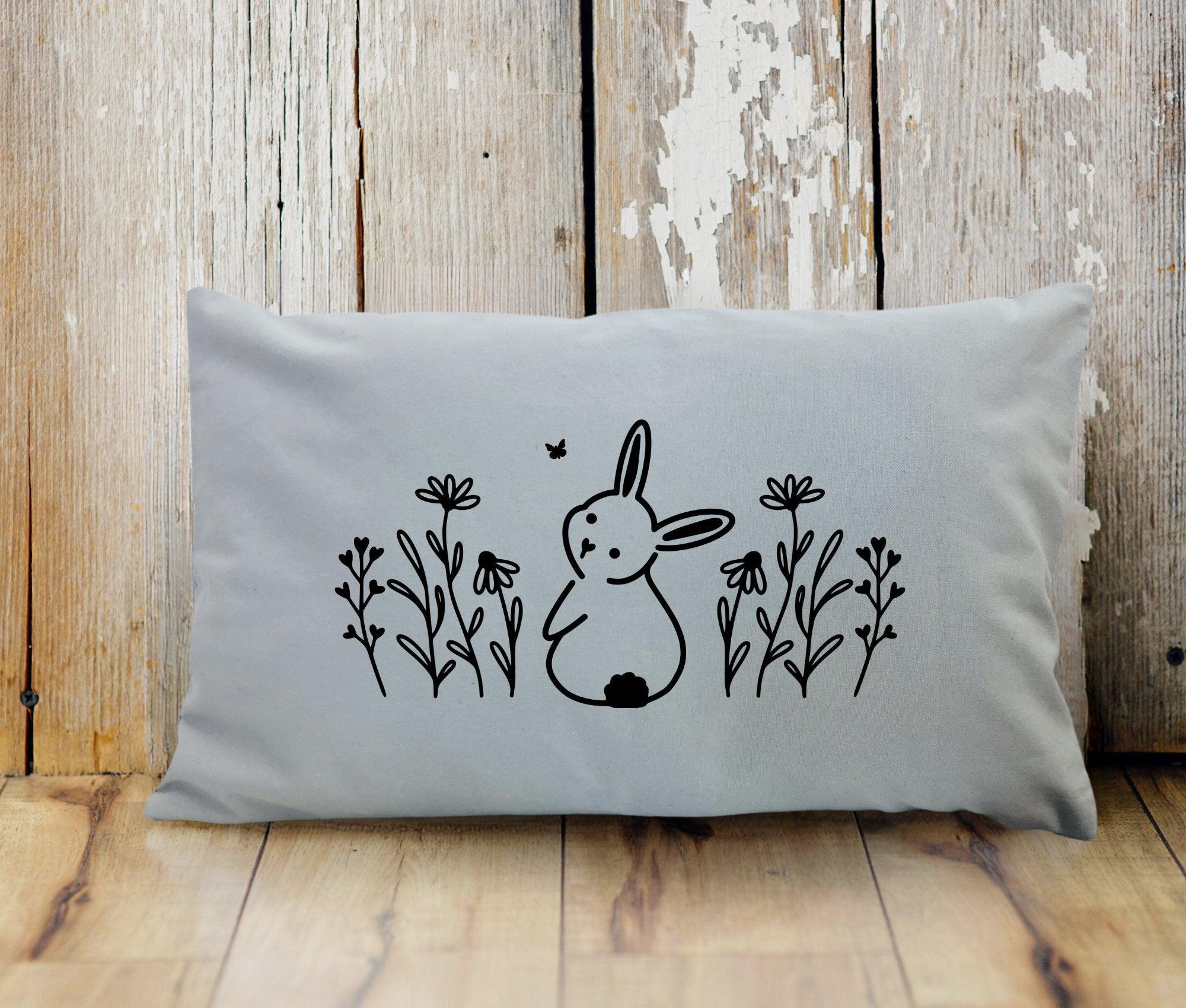 Kissen | Ostern | Kissenbezug Querformat | beige oder grau - Roo's Gift Shop