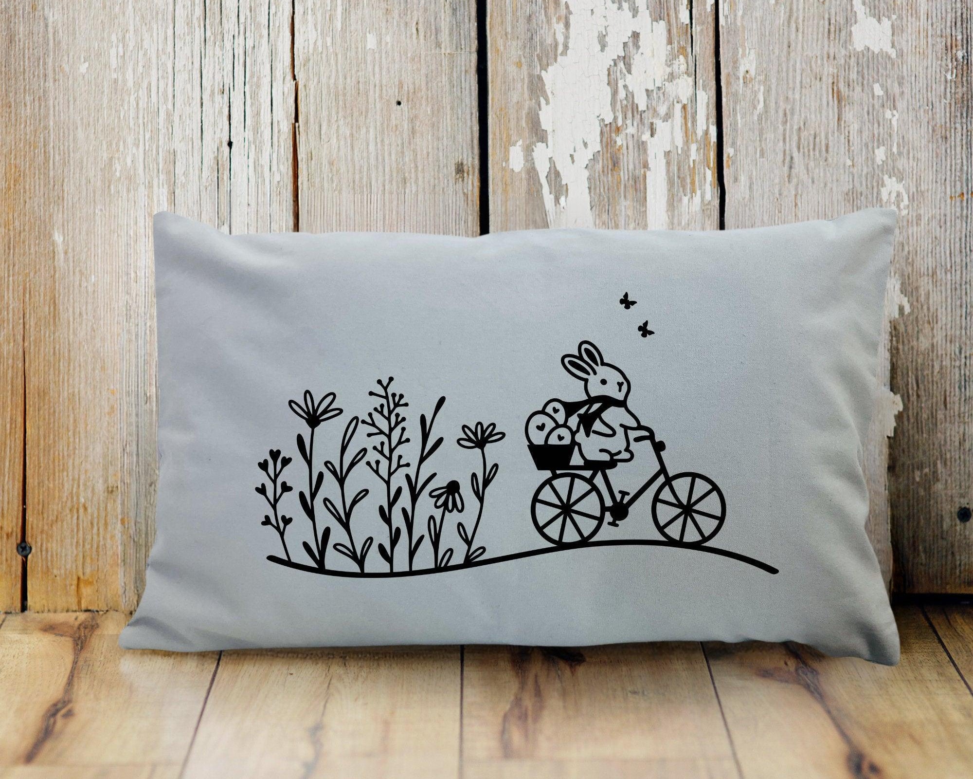 Kissen | Ostern | Kissenbezug Querformat | beige oder grau - Roo's Gift Shop