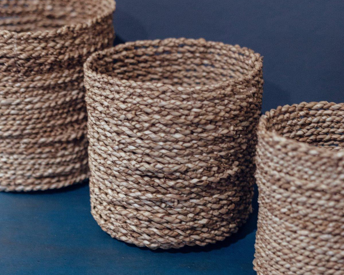 Korb Seegras BHINNEKA | Boho Pflanzenkorb | rund in S,M oder L - Roo's Gift Shop