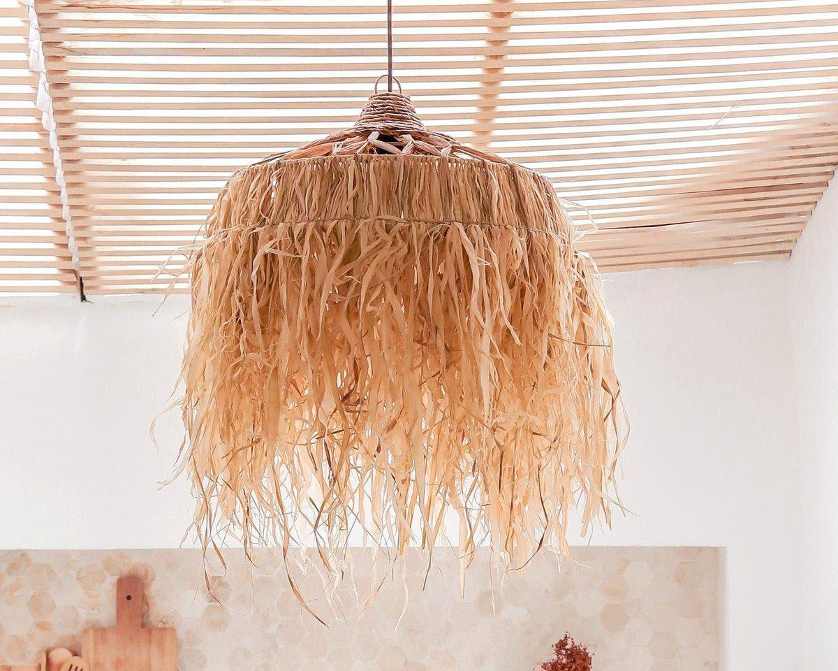 Lampe Raffia mit langen Fransen | Bast Lampenschirm Hängelampe | Boho - Roo's Gift Shop