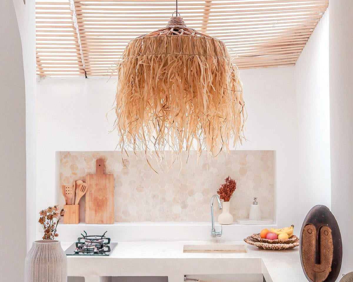Lampe Raffia mit langen Fransen | Bast Lampenschirm Hängelampe | Boho - Roo's Gift Shop