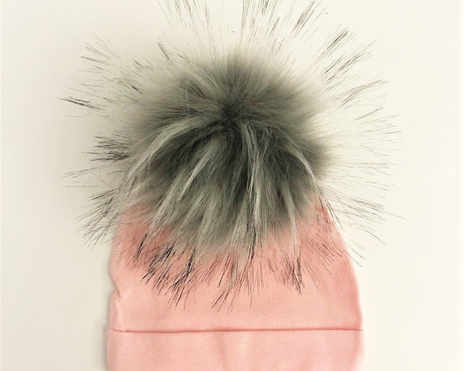 Mütze für Babys | Kunstfell | rosa, hellblau - Roo's Gift Shop