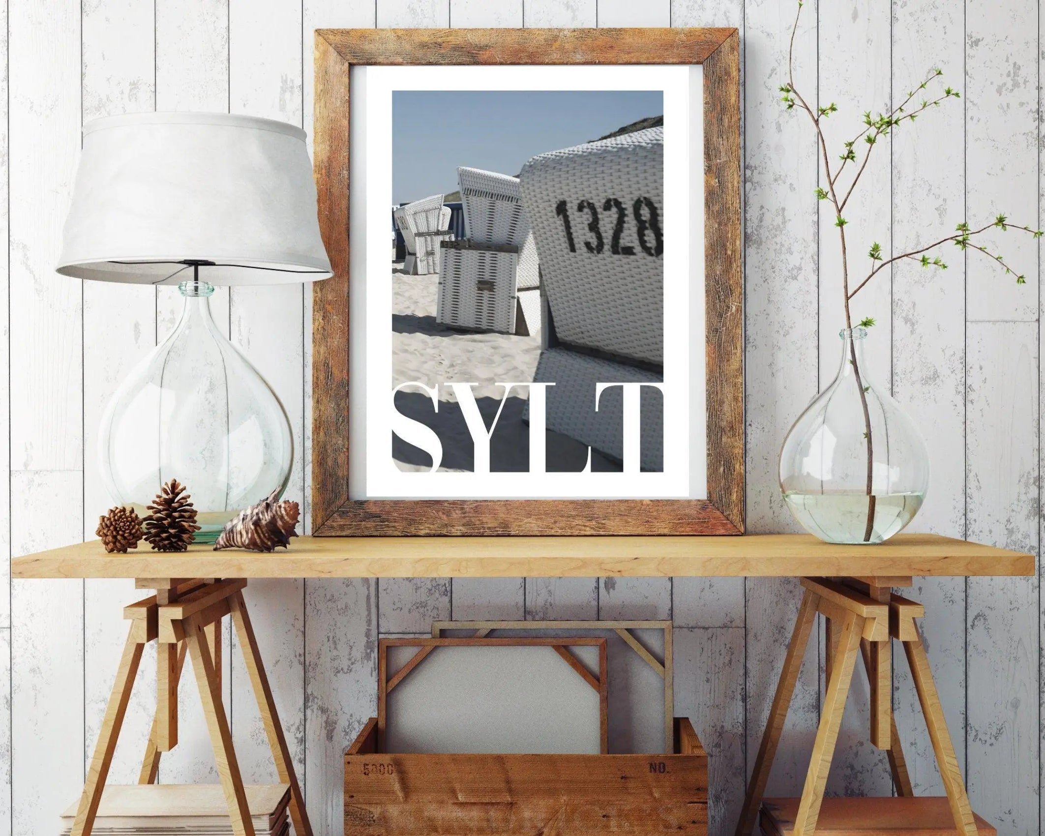 Poster SYLT | Strandkorb | Leuchtturm | maritime Wand Deko - Roo's Gift Shop