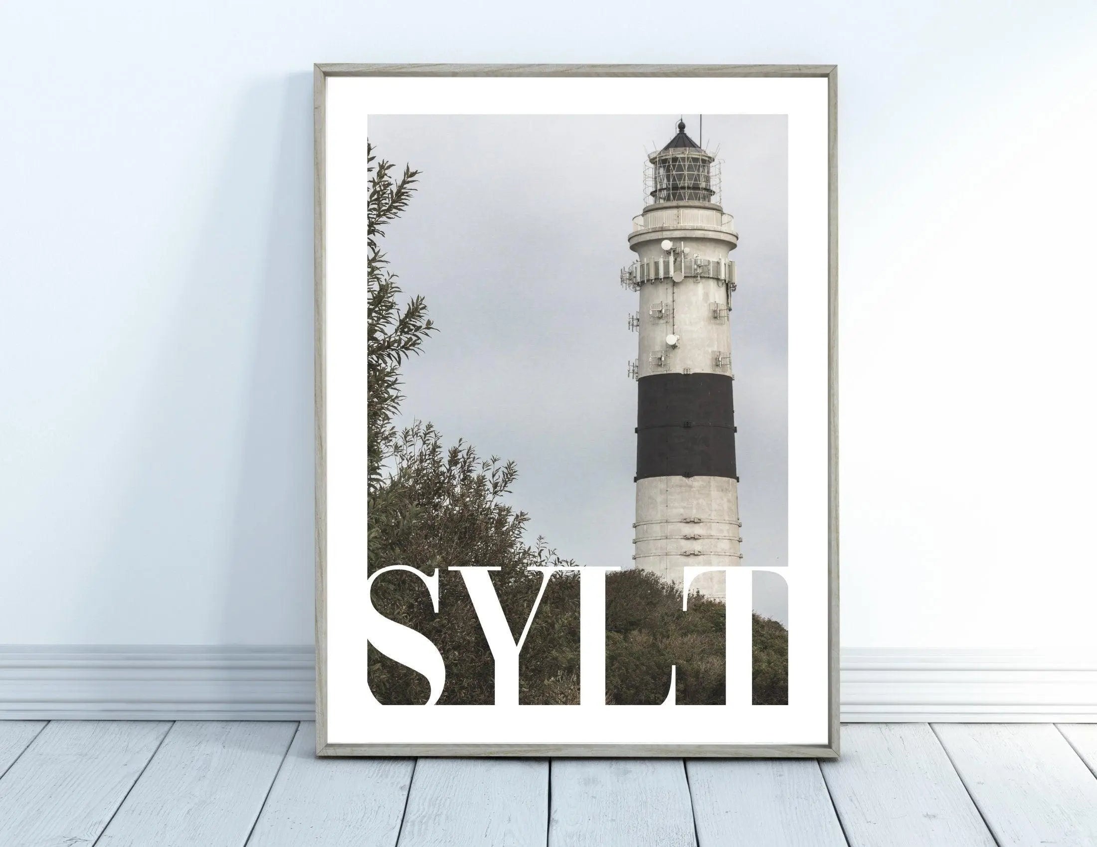 Poster SYLT | Strandkorb | Leuchtturm | maritime Wand Deko - Roo's Gift Shop