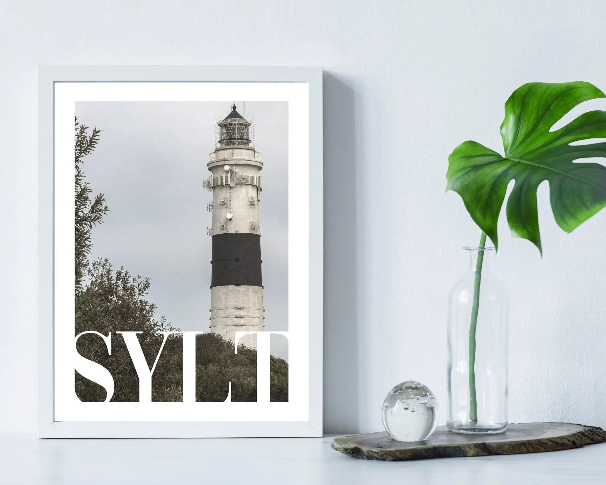 Poster SYLT | Strandkorb | Leuchtturm | maritime Wand Deko - Roo's Gift Shop