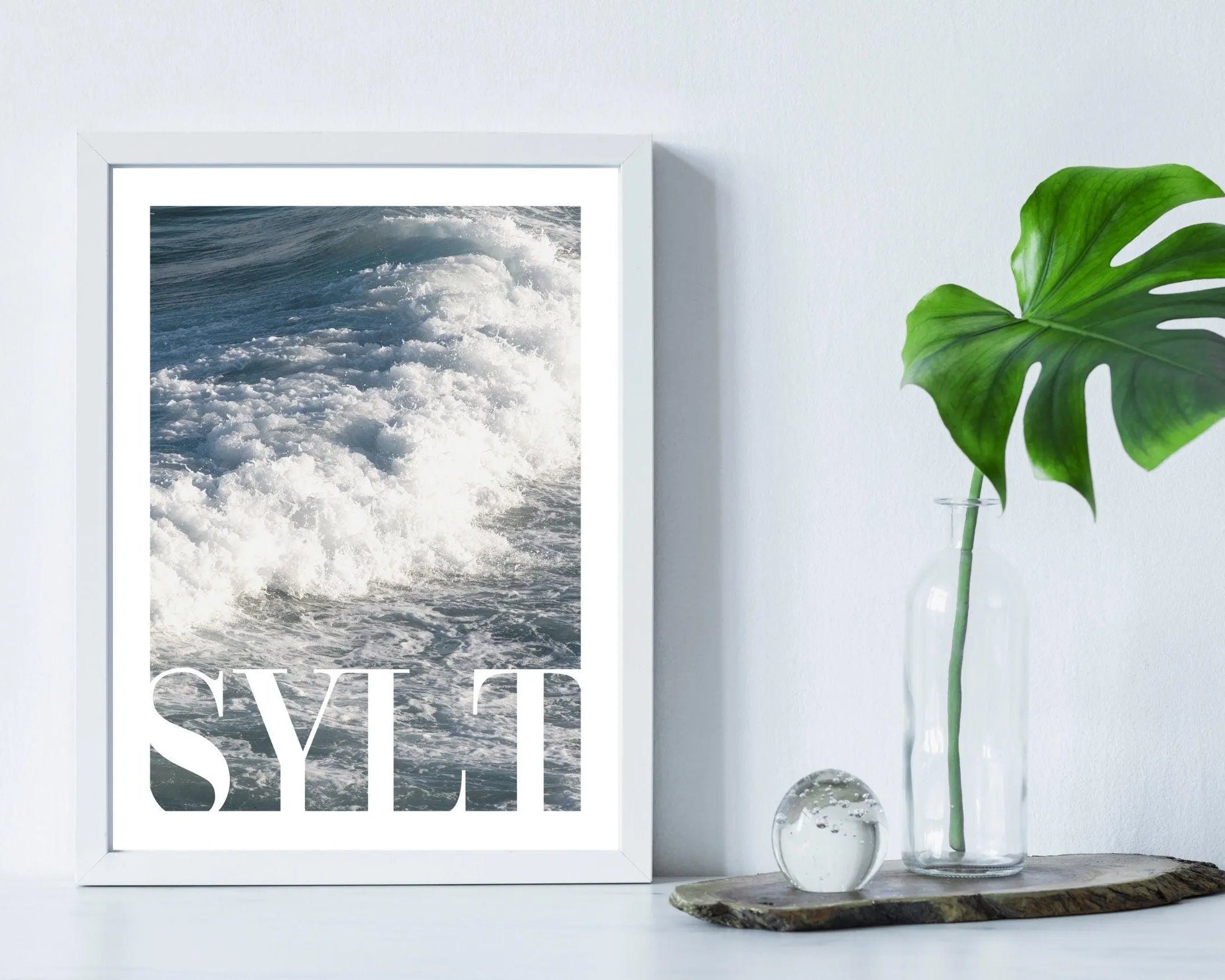 Poster SYLT | Strandkorb | Meer Welle | maritim Wand Deko - Roo's Gift Shop