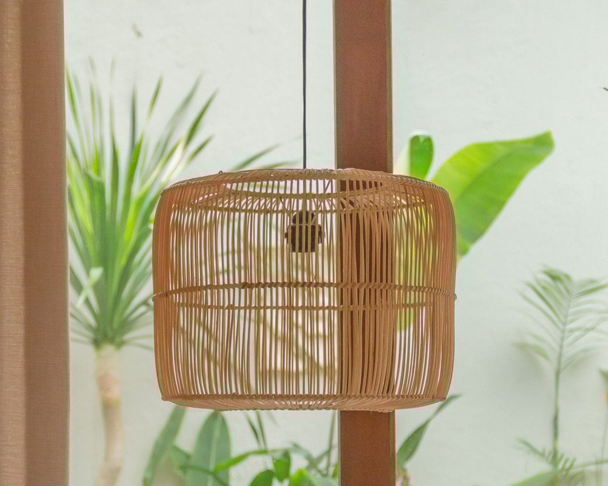 Rattanlampe | Boho Lampenschirm | Pendelleuchte LIKU (2 Größen) - Roo's Gift Shop