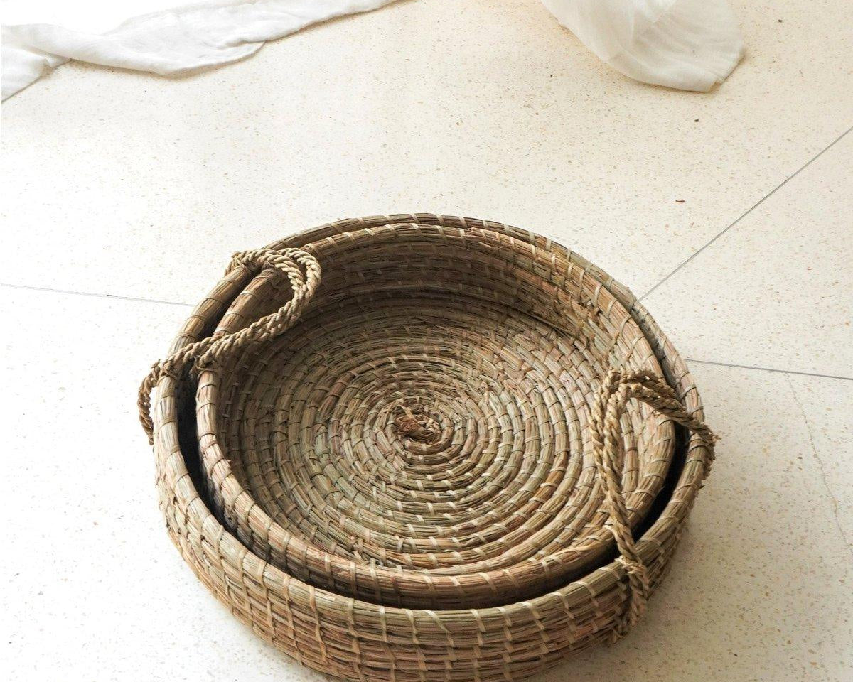 Rundes Boho Tablett PINTU | Seegras (in 2 Größen) - Roo's Gift Shop