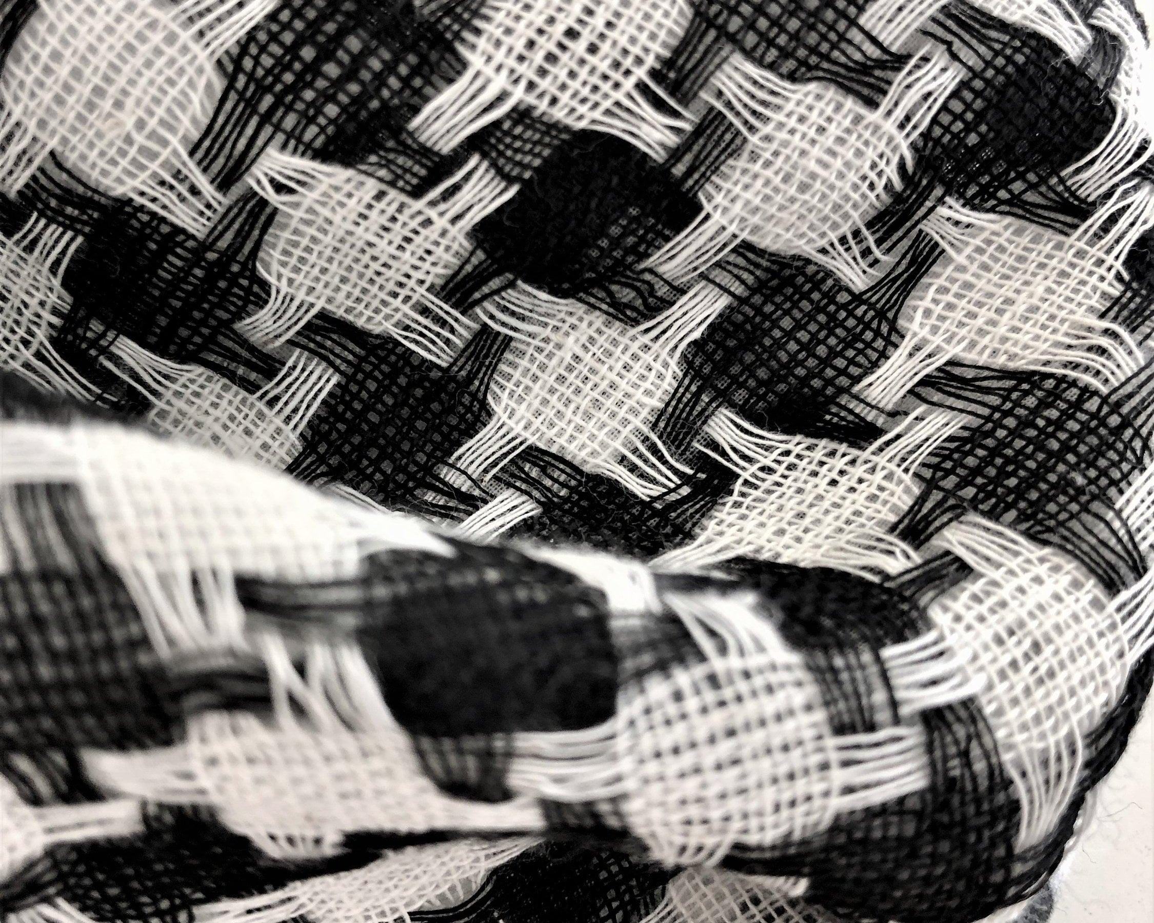 Schwarz weißes Wende Hunde Halstuch | Bandana | Gr. S - Roo's Gift Shop