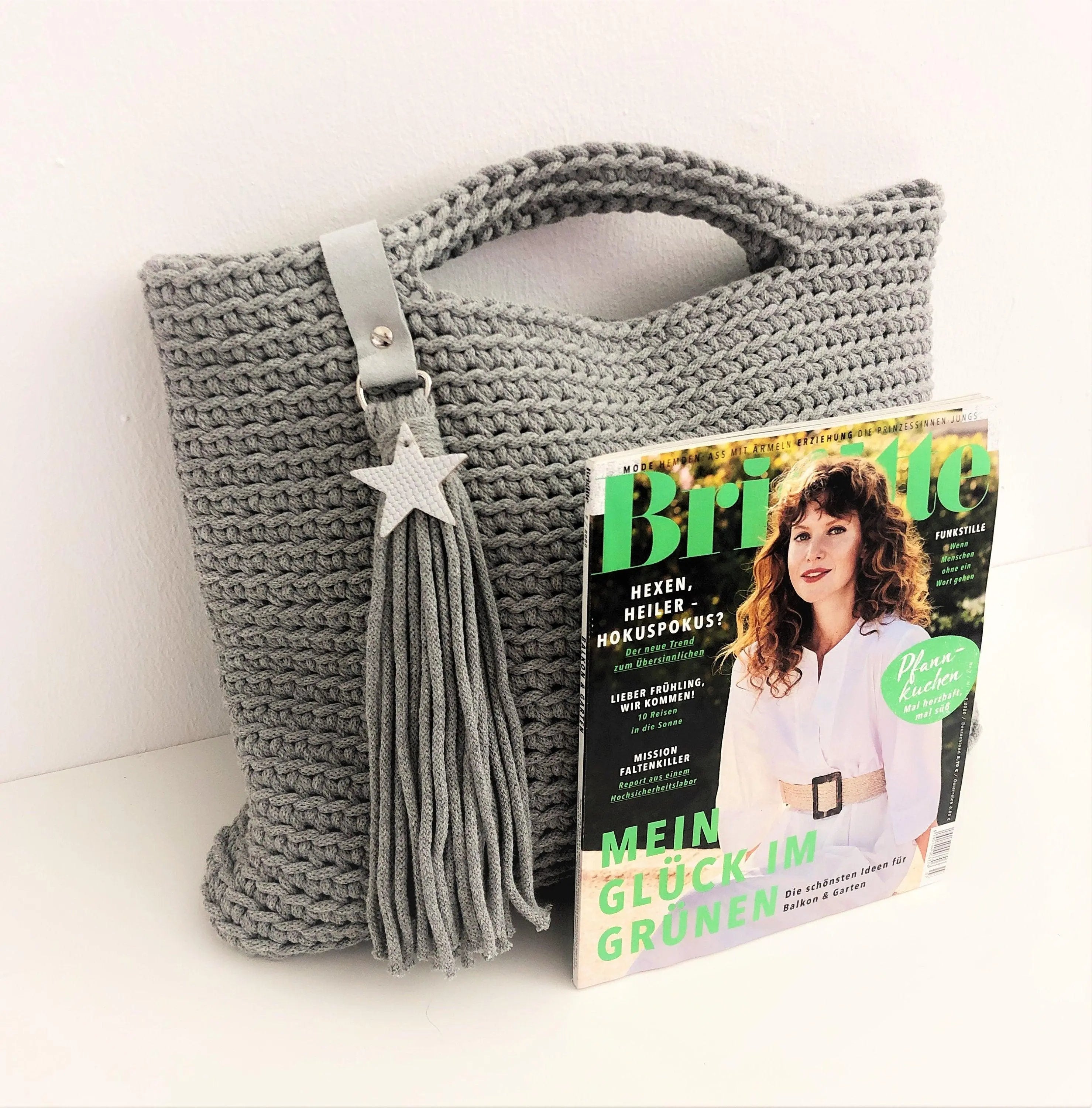 Tasche | Graue Häkeltasche | gehäkelt - Roo's Gift Shop