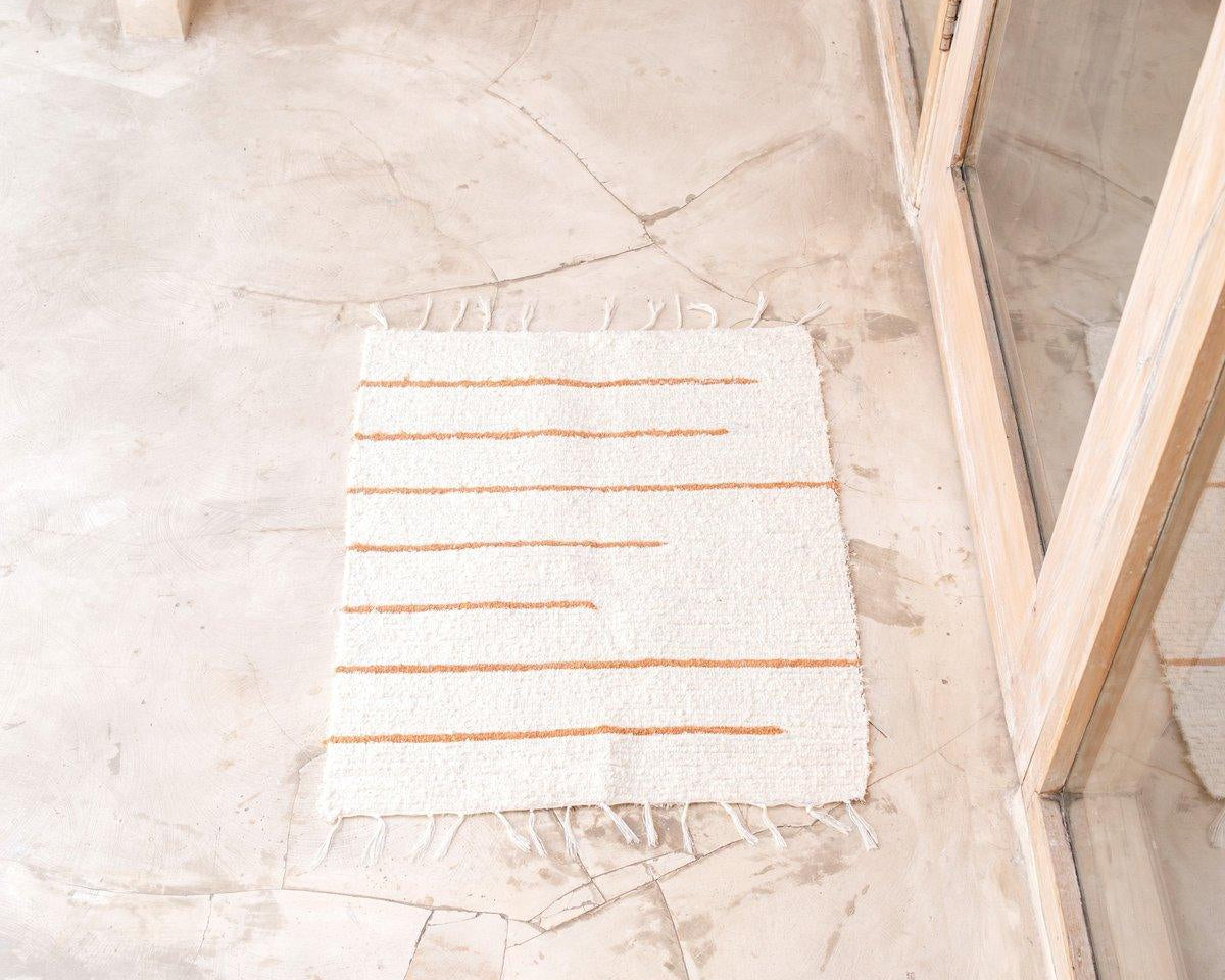 Teppich aus weißer Baumwolle GIANYAR - Roo's Gift Shop