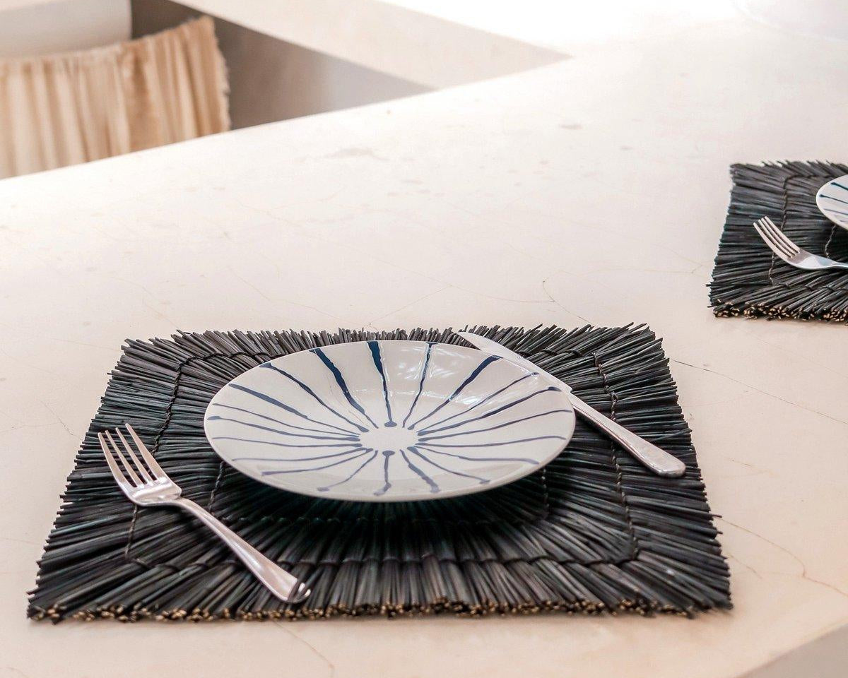 Tischsets aus Seegras VARNA | schwarzes rechteckiges Set (2, 4 oder 6 St.) - Roo's Gift Shop