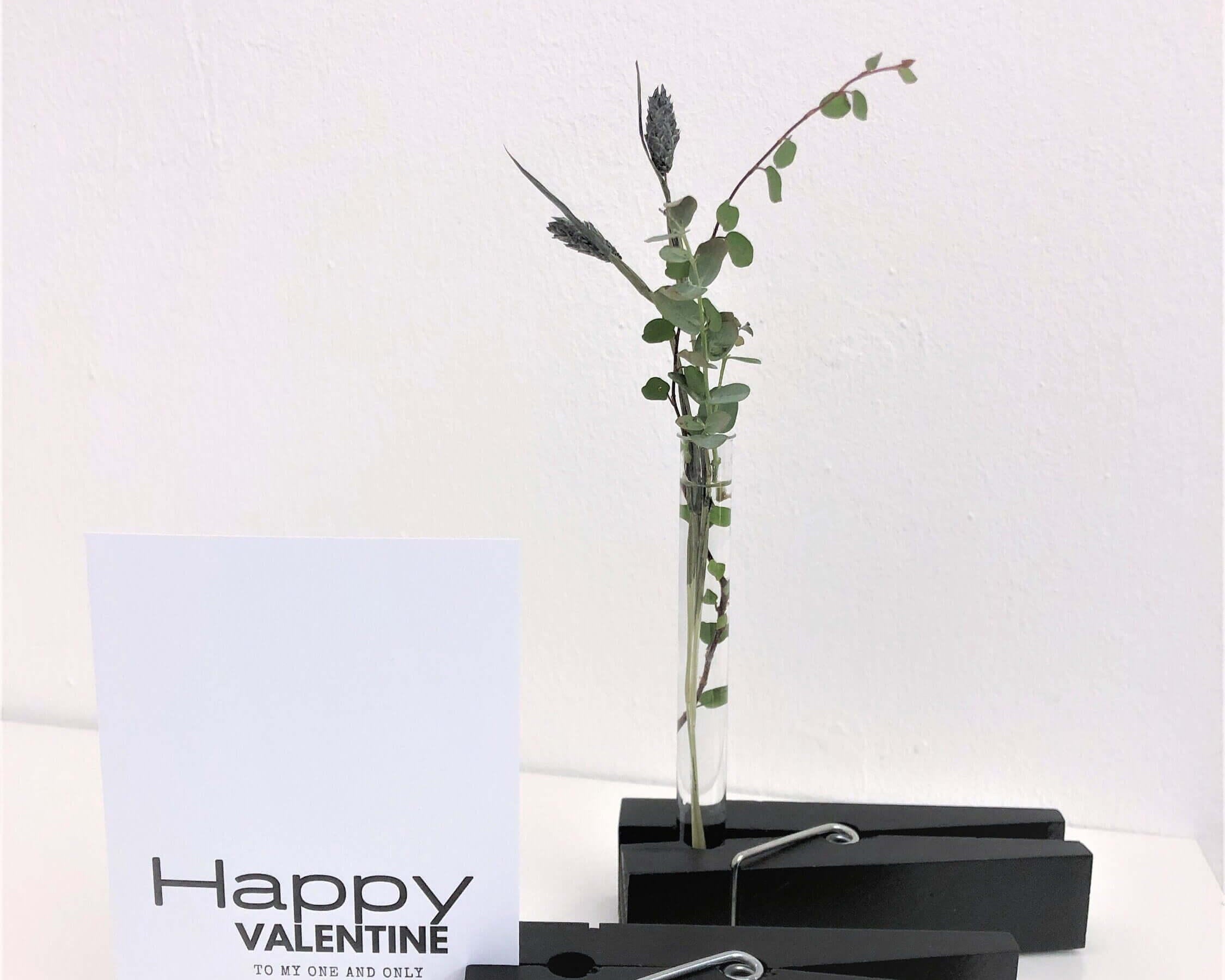 Vase | Kartenhalter | schwarz oder natur - Roo's Gift Shop