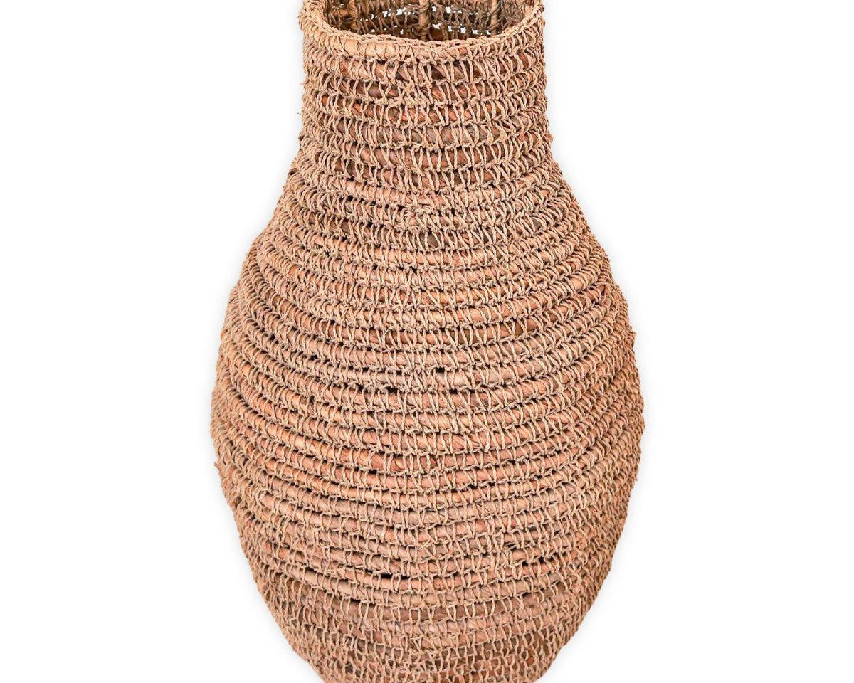Vase SAKRA | gewebte Bohovase aus Bananenfasern und Bast - Roo's Gift Shop