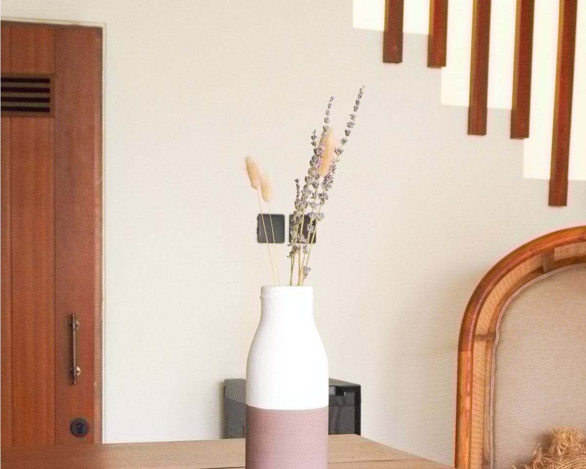 Vase Weiß Braun | Trocken- oder Frischblumen | Ton | SITU - Roo's Gift Shop