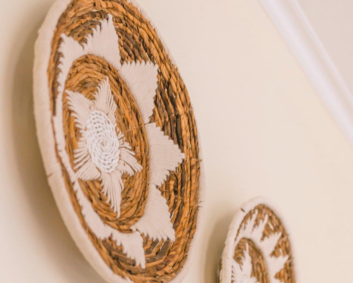 Wanddekoration | Wandkorb | Dekoschale GUMA aus Bananenfaser (2 Größen) - Roo's Gift Shop