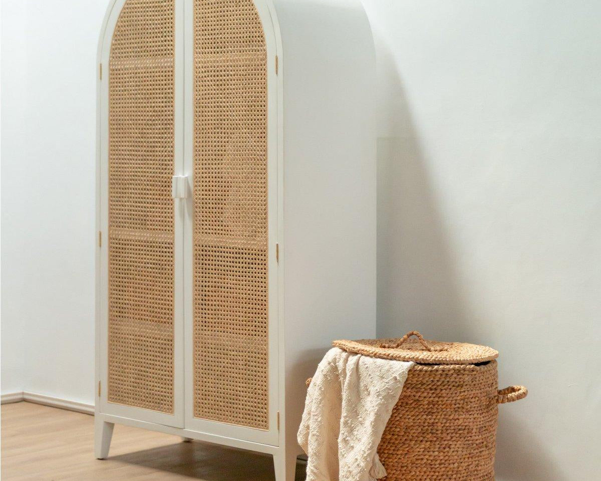 Wäschekorb AMAN | Großer Deckelkorb Ø54 cm aus Wasserhyazinthe | Boho - Roo's Gift Shop