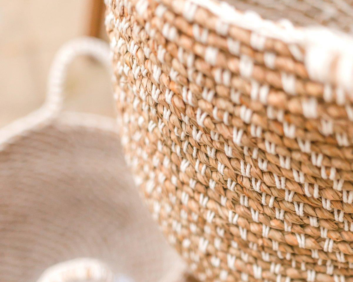 Wäschekorb Aufbewahrungskorb GUNUNG | Bananenfaser | Makramee-Muster - Roo's Gift Shop