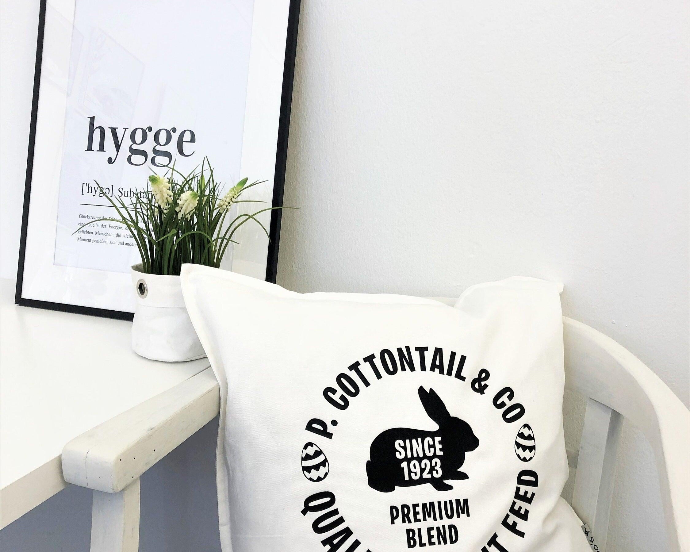 Weißes Oster Kissen | Oster-Motiv | Osterhase - Roo's Gift Shop