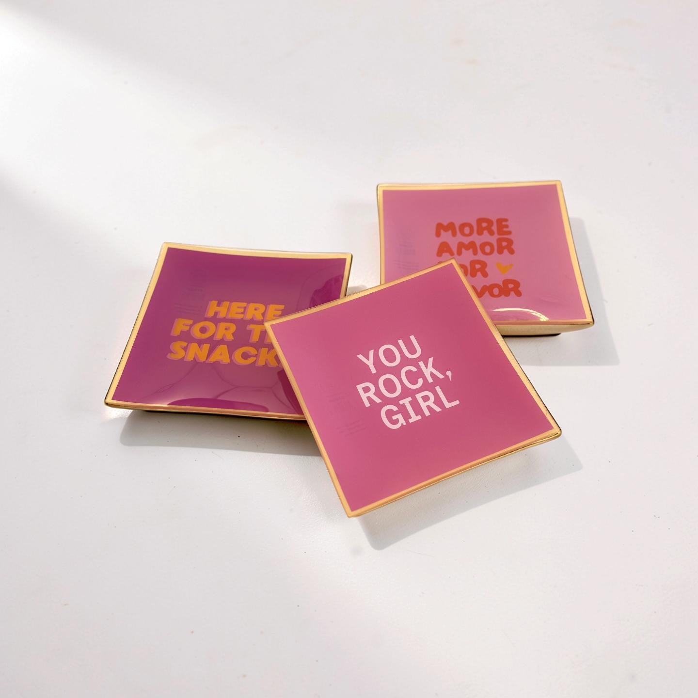 Glas Teller mit Spruch | knallige Farben  | Love in pink und rot (Kopie) Roo's Gift Shop