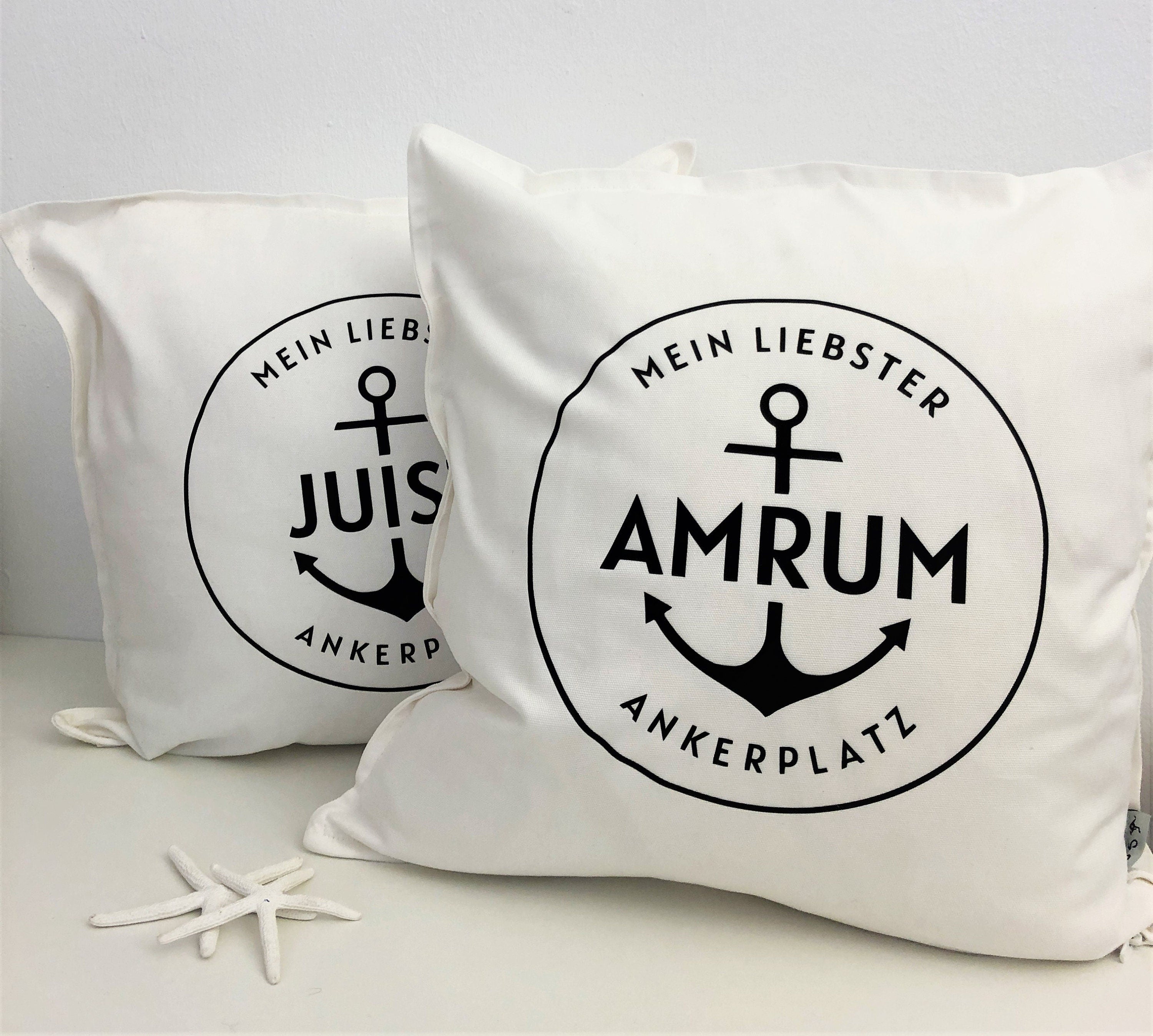 Personalisiertes Insel Kissen | Sylt, Amrum, Juist, Föhr, Langeoog, Norderney | Maritime Deko mit Wunschinsel | 50 x 50 cm Küsten Kissen