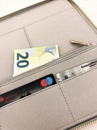 Grauer Organizer für Mutterpass & U-Heft | personalisierte Mappe für alle Unterlagen | Dokumenten Hülle für Mama und Kind