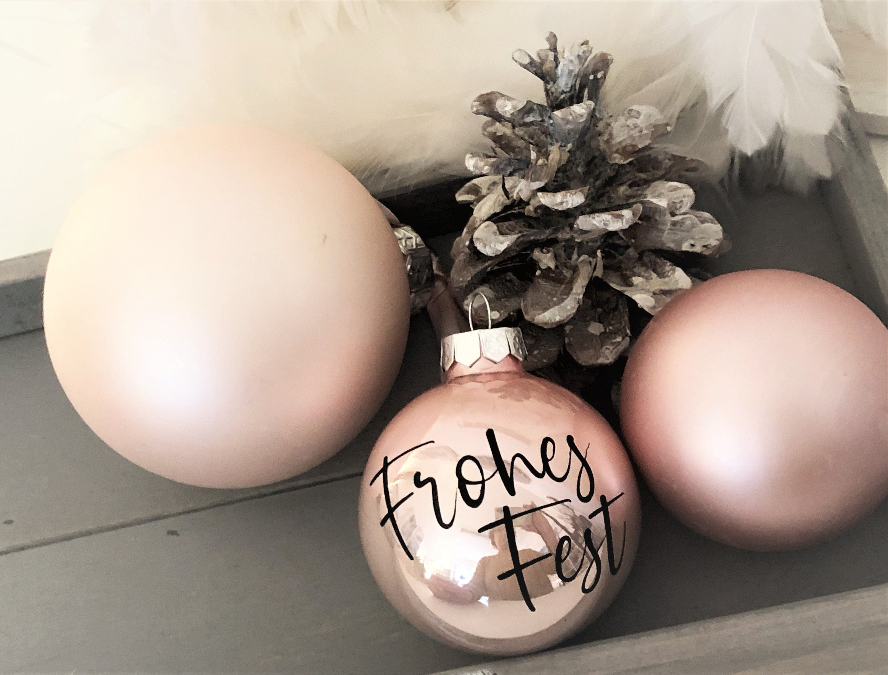 Weihnachtskugel personalisiert | 6 oder 8 cm | rosa