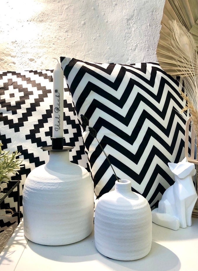 Kissen | Design Kissen in schwarz weiß | Scandi Boho Stil | Ethnomuster | Samt | inkl. Füllung