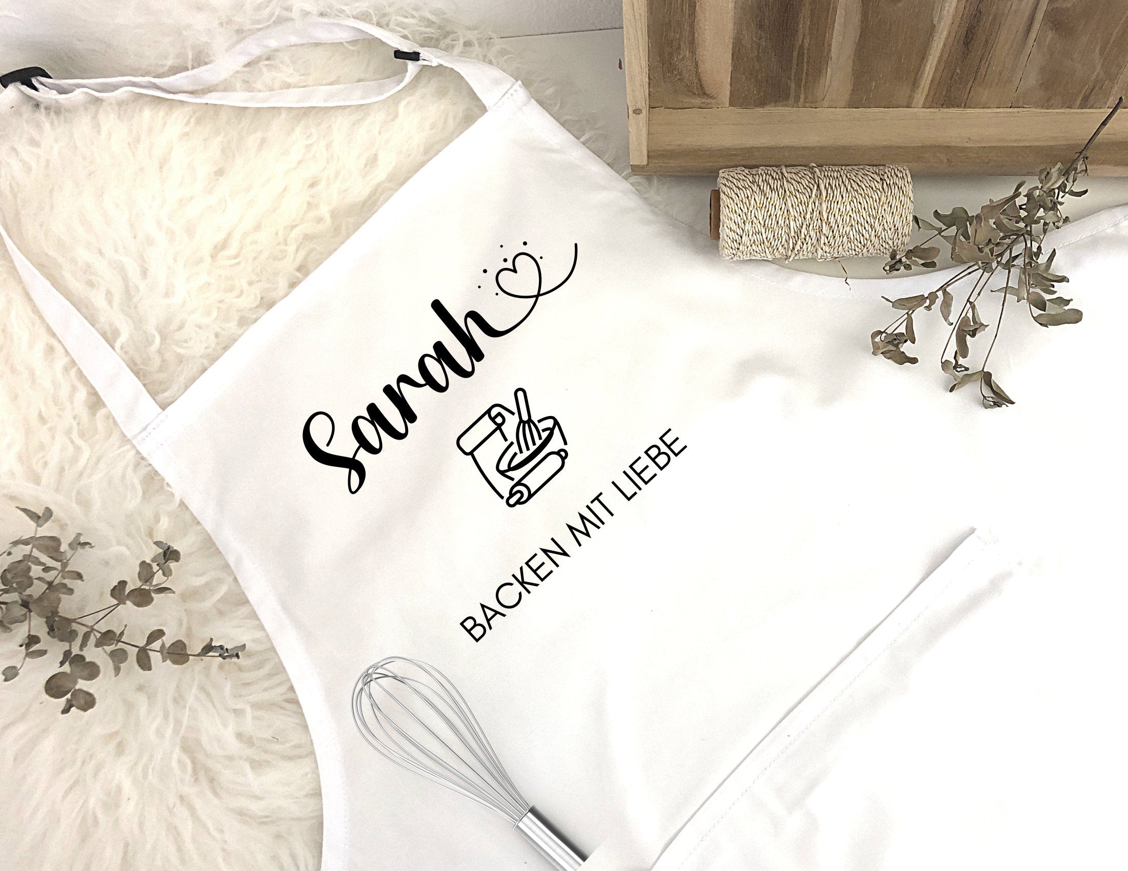 Schürze personalisiert | Backen mit Liebe | Backschürze mit Deinem Namen | One Size | weiß, grau, pink