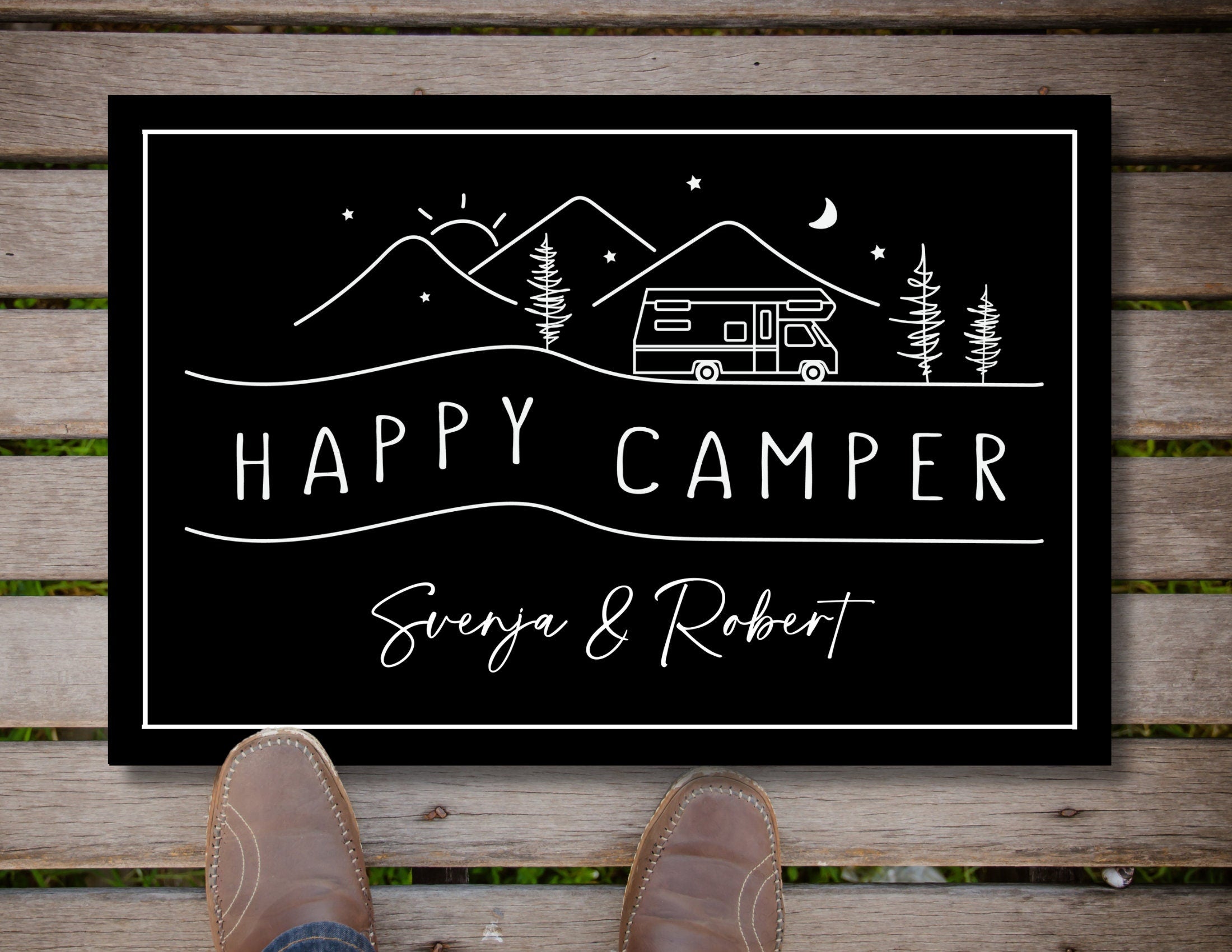 Personalisierte Fußmatte für Camper | Geschenk Wohnmobil Camping | schwarzer Fußabtreter mit Namen