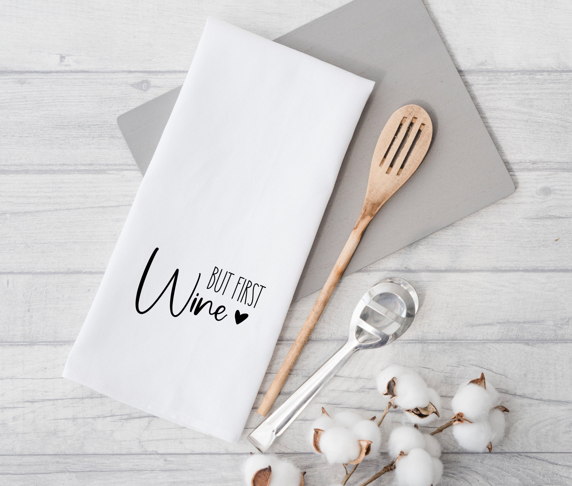 Geschirrtuch | But First Wine | lustiger Spruch