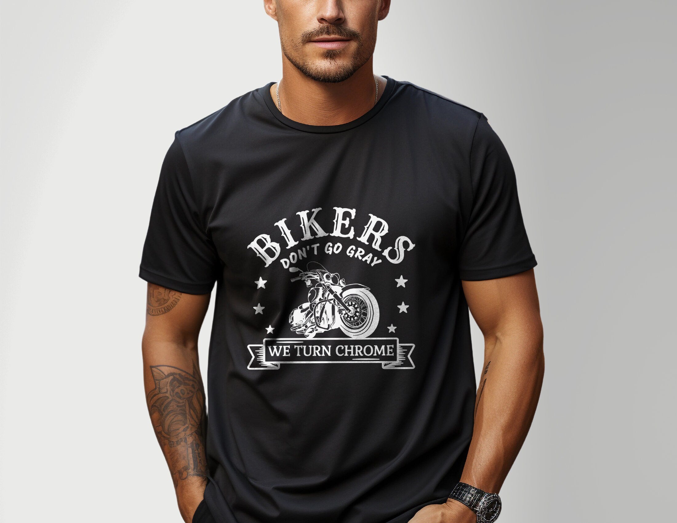 T-Shirt Herren | Bikers don't go gray - we turn chrome | personalisierbar | schwarz oder weiß
