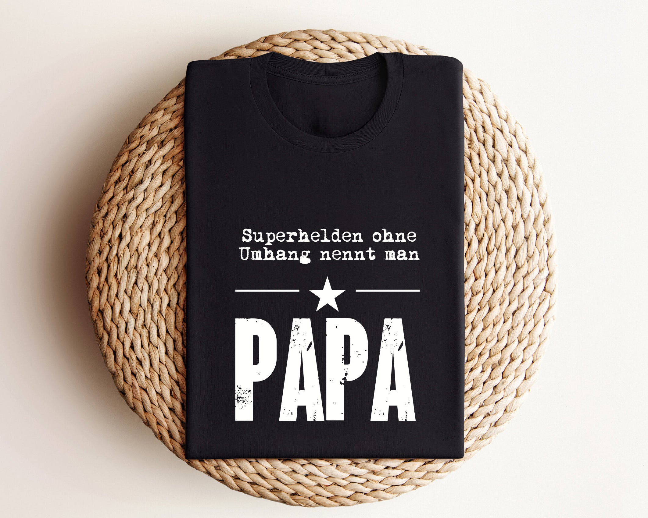 T-Shirt Papa | Superhelden ohne Umhnag nennt man Papa | in schwarz oder weiß
