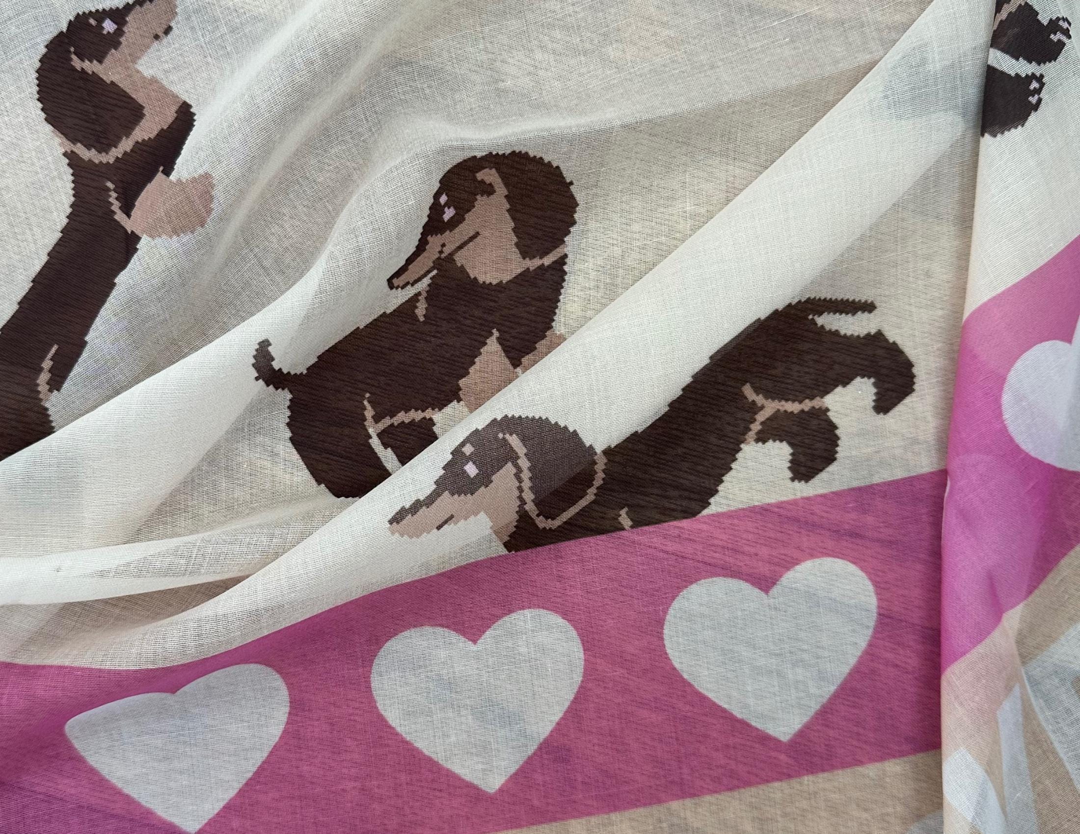 Tuch Dog Love mit Dackel | Viskosetuch | leichtes Sommertuch | rosa beige