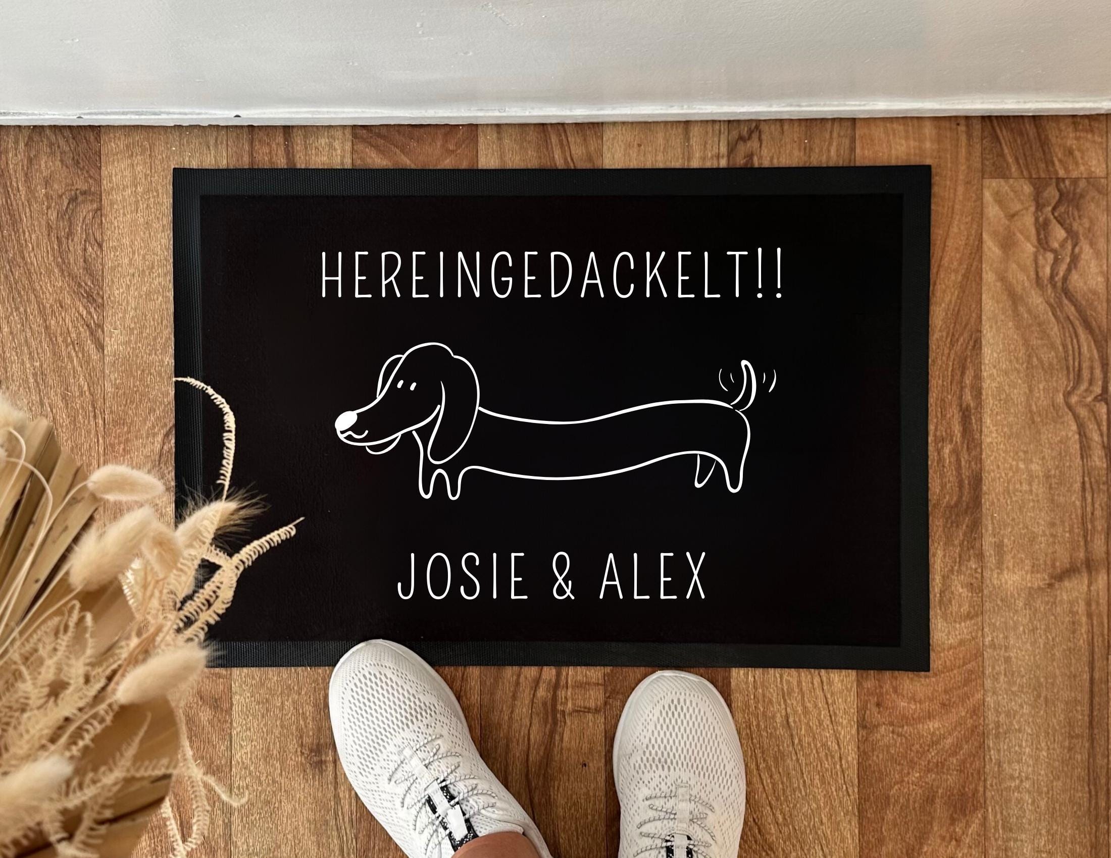 Fußmatte Hereingedackelt | Personalisierter Fußabtreter mit Namen und Dackelmotiv