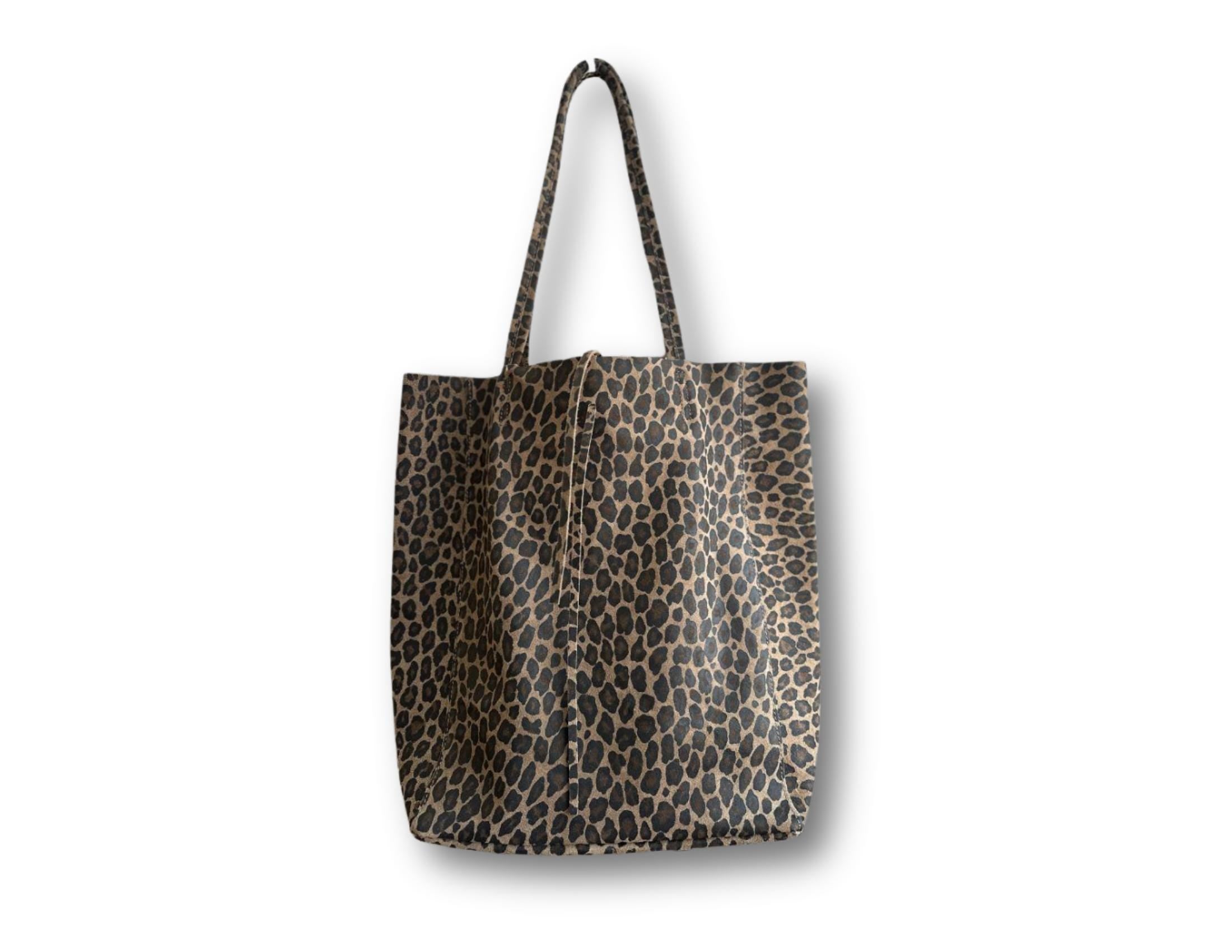 Leo Tasche aus Leder | Leopard | große Umhängetasche | Shopper Animal Print Leo Look | Anhänger Bag Charm Leotasche Katze