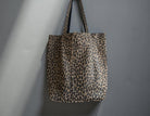 Leo Tasche aus Leder | Leopard | große Umhängetasche | Shopper Animal Print Leo Look | Anhänger Bag Charm Leotasche Katze