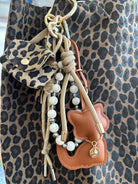 Leo Tasche aus Leder | Leopard | große Umhängetasche | Shopper Animal Print Leo Look | Anhänger Bag Charm Leotasche Katze