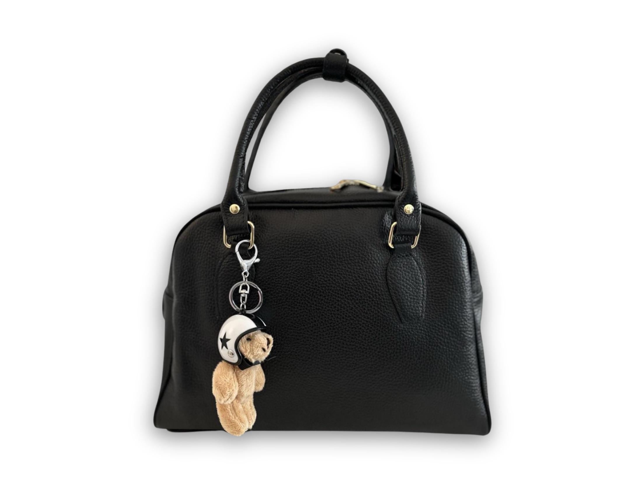 Bag Charm Teddy mit Helm | Anhänger für Tasche oder Schlüssel | Taschenschmuck Taschenanhänger | Bag Charm-Helm in weiß, rosa oder hellblau
