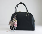 Anhänger Hase mit Herz und kleiner Leo Tasche | Taschenschmuck Taschenanhänger | Bag Charm rosa oder weiß