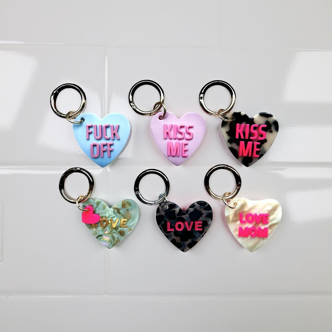 Herz Anhänger am großen goldenen Karabiner | Charm für Taschen | Schlüsselanhänger | Taschenschmuck Taschenanhänger | Bag Charm