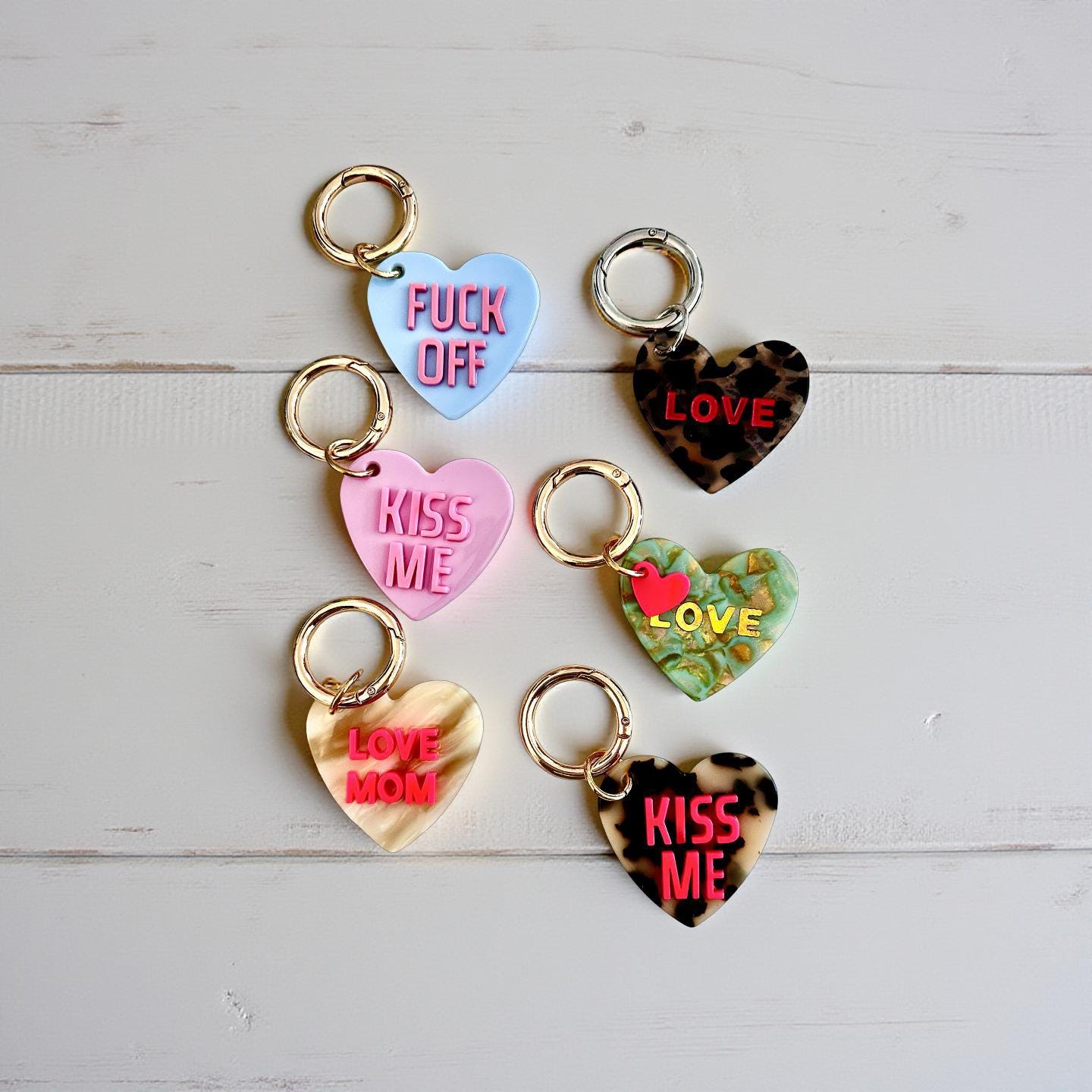 Herz Anhänger am großen goldenen Karabiner | Charm für Taschen | Schlüsselanhänger | Taschenschmuck Taschenanhänger | Bag Charm