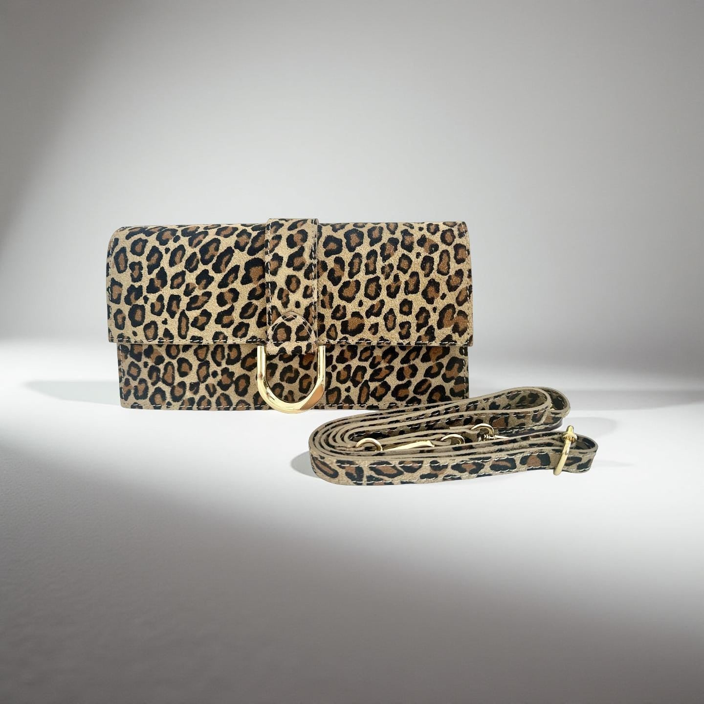 Kleine Leo Tasche aus Leder | Leopard | Umhängetasche | Crossbody Bag | Animal Print Leo Look | Echtleder