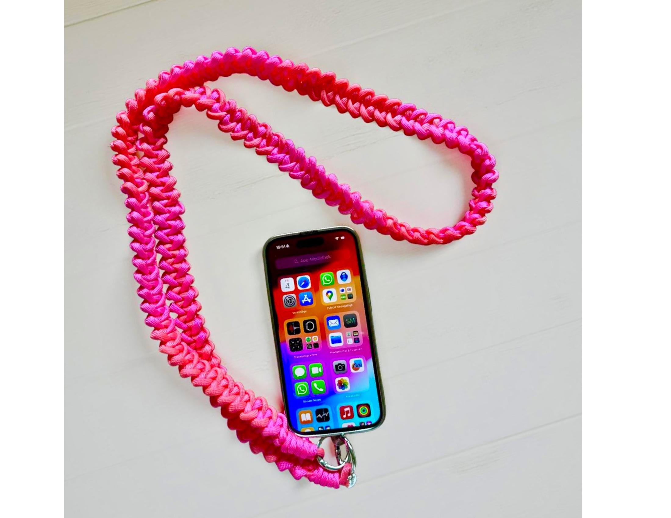 Handyschnur geknüpft Makramee | pink orange | Band für Mobiltelefone inkl. Adapter | Taschengurt | changierender leuchtender Farbverlauf