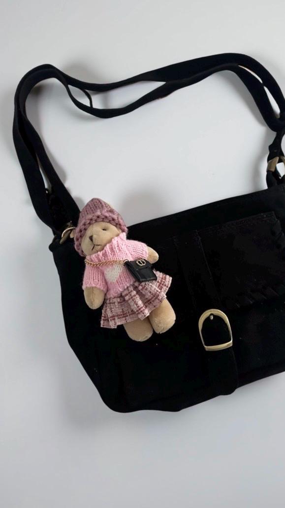 Bag Charm Teddy Fashion | Anhänger Tasche oder Schlüssel | Taschenschmuck Taschenanhänger | Bärchen rosa oder schwarzes Kleid Strickmütze
