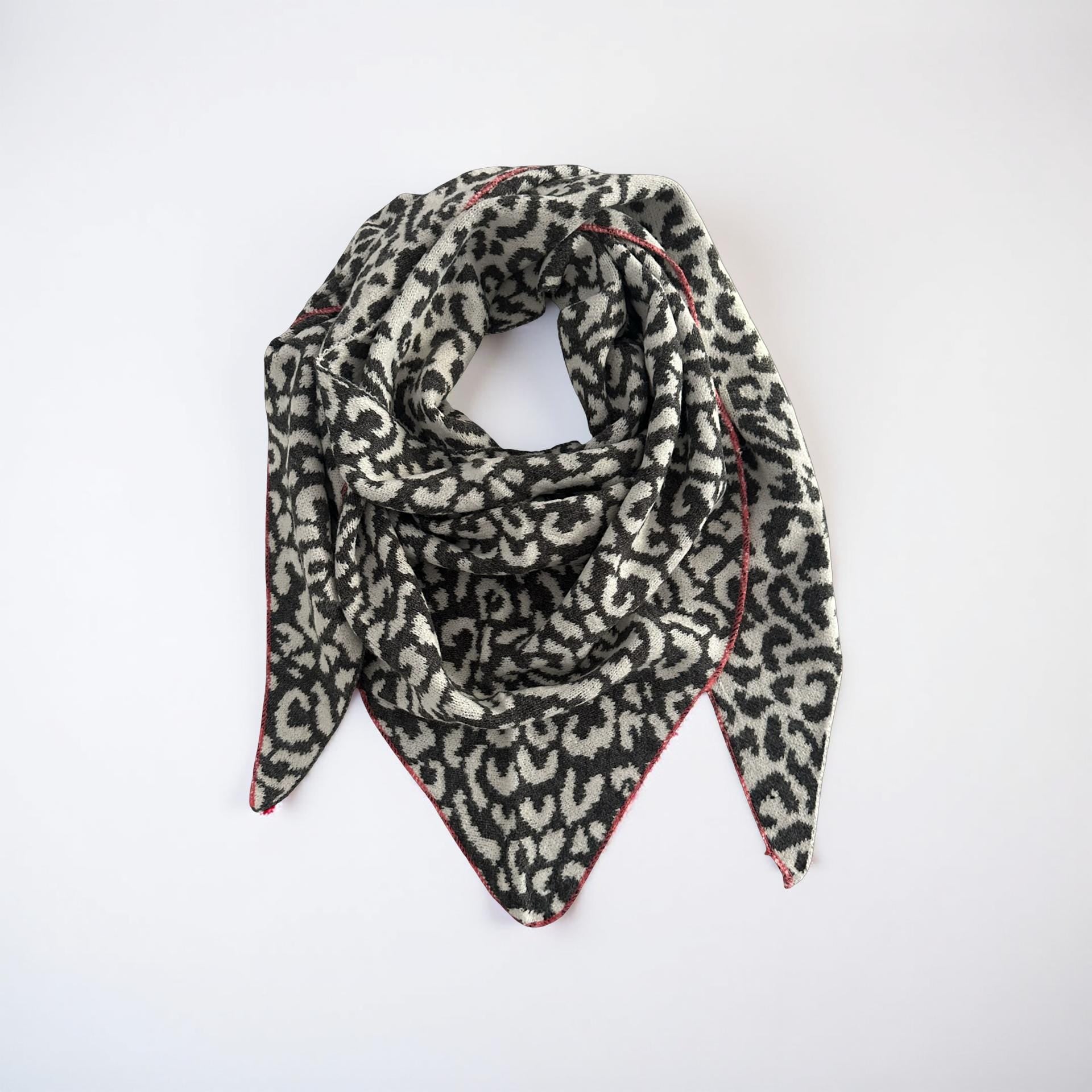 Leo Schal | Dreieckstuch grau mit weiß im Leomuster | 180 x 120 cm | Strick Viscose